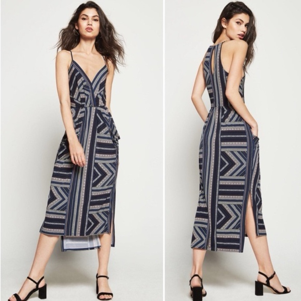 BCBG | Navy Blue Aztec Printed Surplice Side Slit Pocket Midi Dress | Sz S